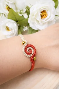 Pulsera: "Espiral de Primavera"